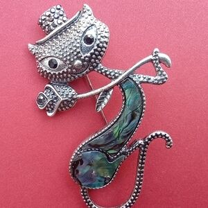 Art Deco Silver Marcasite Cat Brooch With Green Abalone Shell Boody